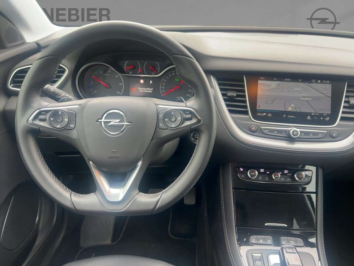 Fahrzeugbild eines Opel Grandland X