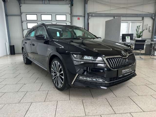 Fahrzeugbild eines Skoda Superb