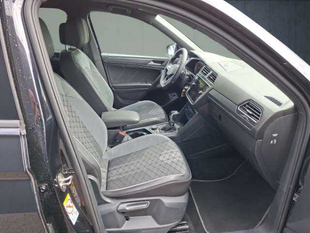 Fahrzeugbild eines Volkswagen Tiguan Allspace