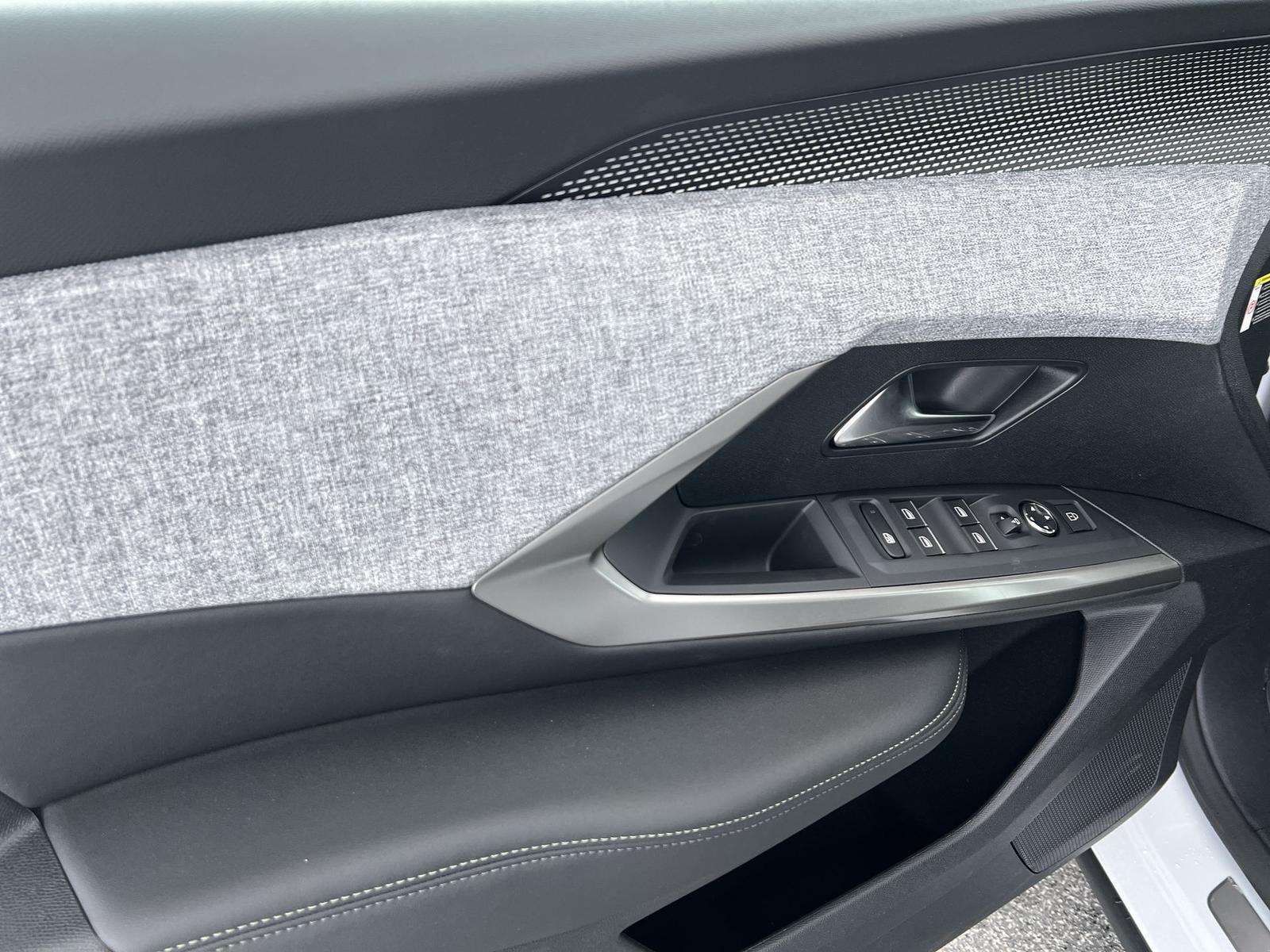 Fahrzeugbild eines Peugeot 5008