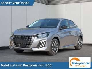 Schräge Frontansicht auf einen Peugeot 208 , freigestellt