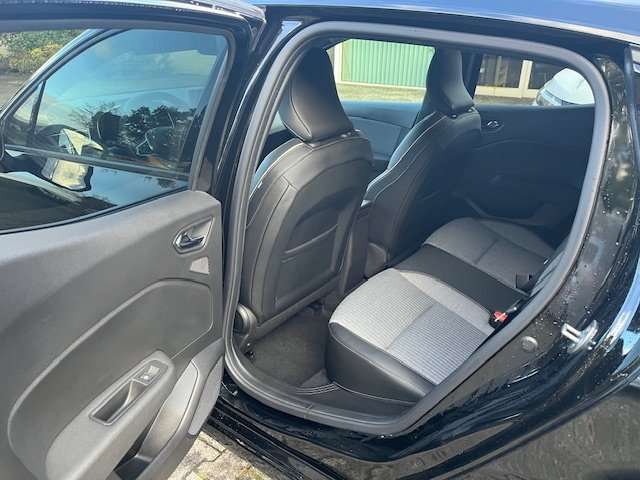 Fahrzeugbild eines Renault Clio