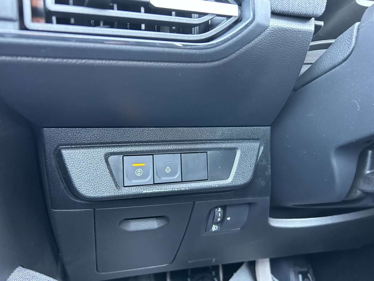 Fahrzeugbild eines Dacia Sandero