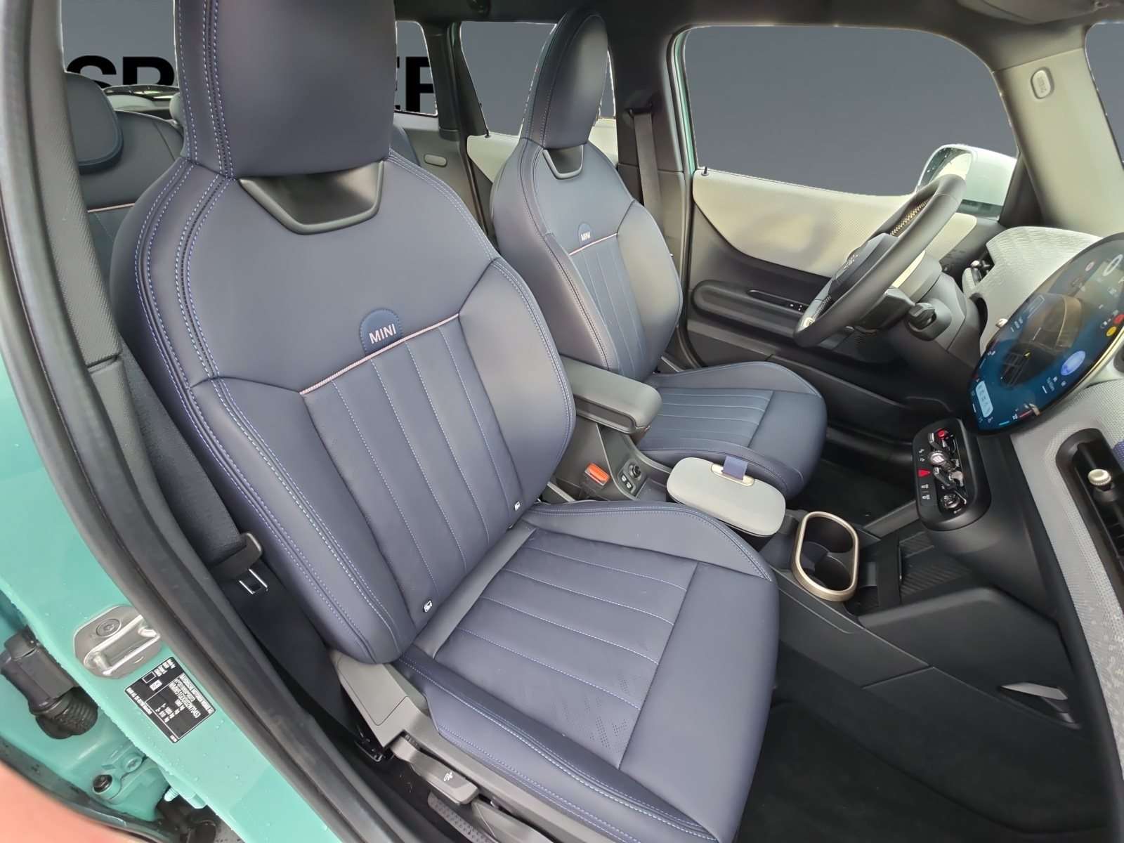 Fahrzeugbild eines MINI COOPER