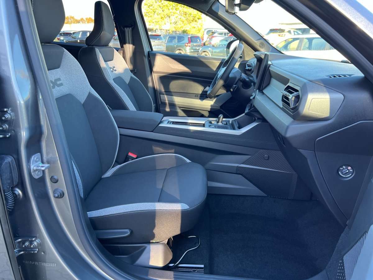 Fahrzeugbild eines Dacia Bigster