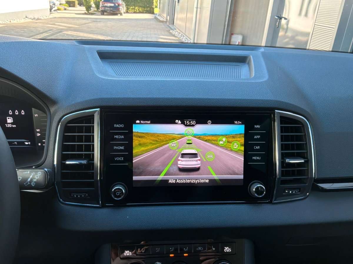 Fahrzeugbild eines Skoda Karoq