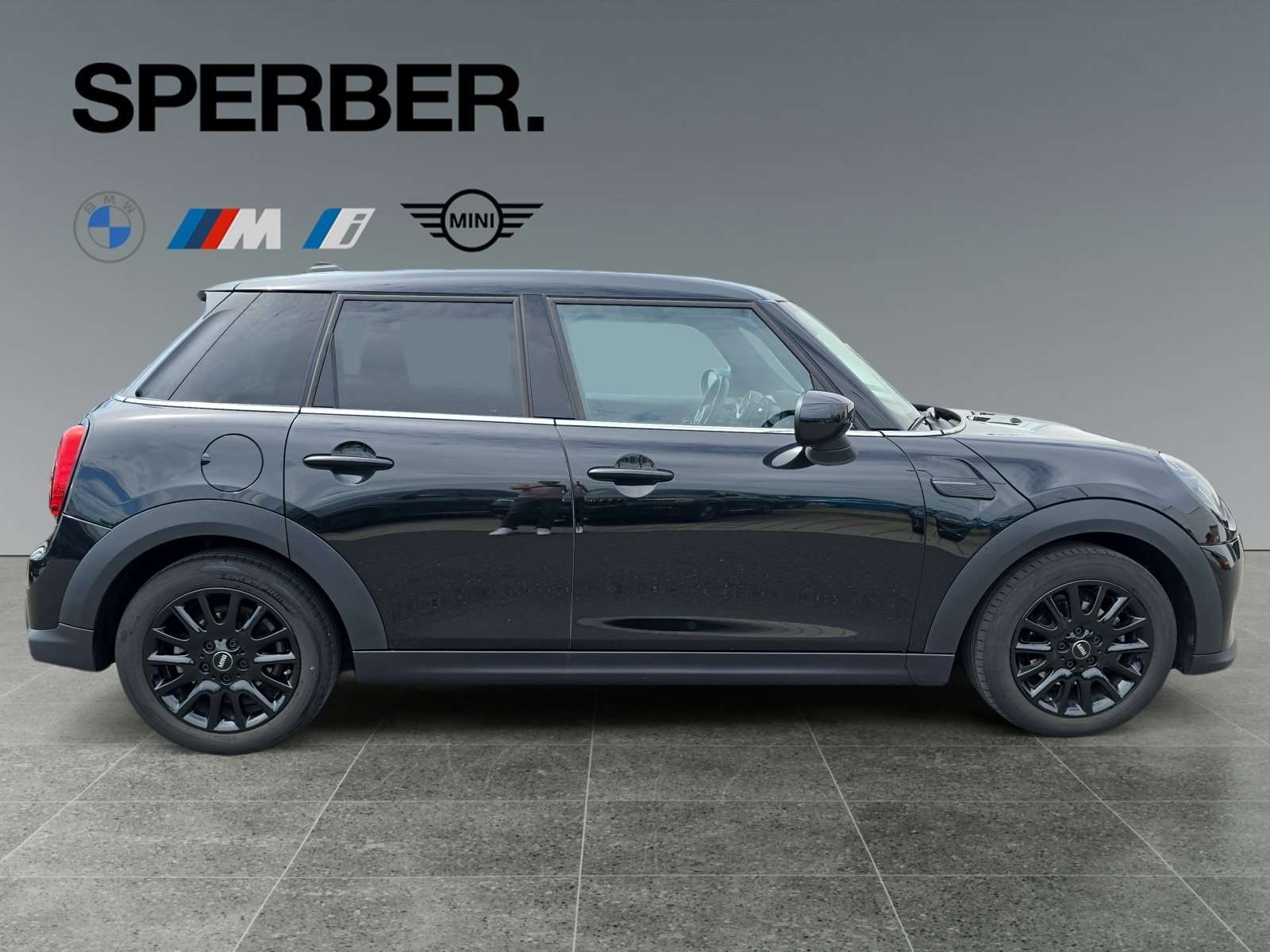 Fahrzeugbild eines MINI COOPER