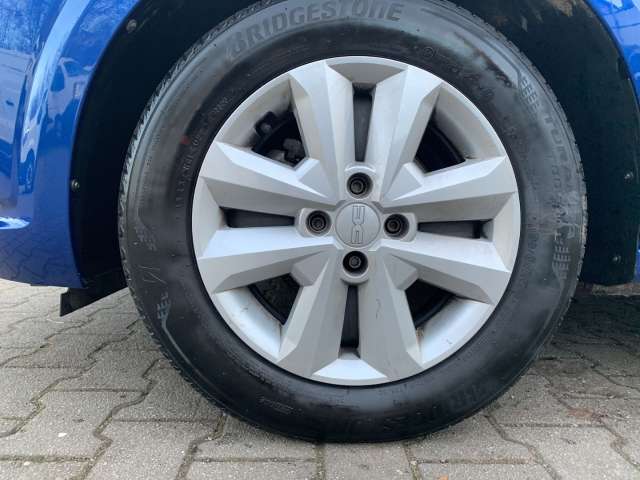 Fahrzeugbild eines Dacia Sandero