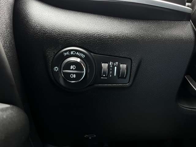 Fahrzeugbild eines Jeep Compass