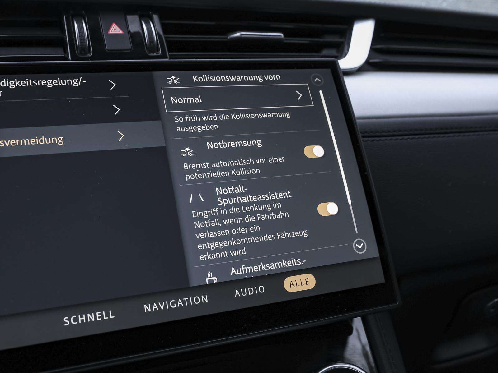 Fahrzeugbild eines Jaguar F-PACE