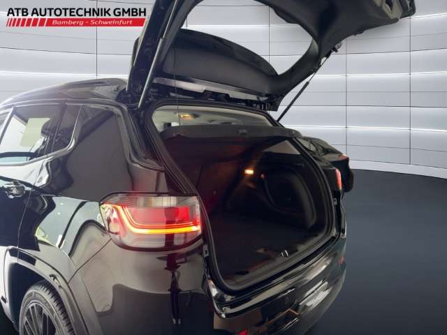 Fahrzeugbild eines Jeep Compass