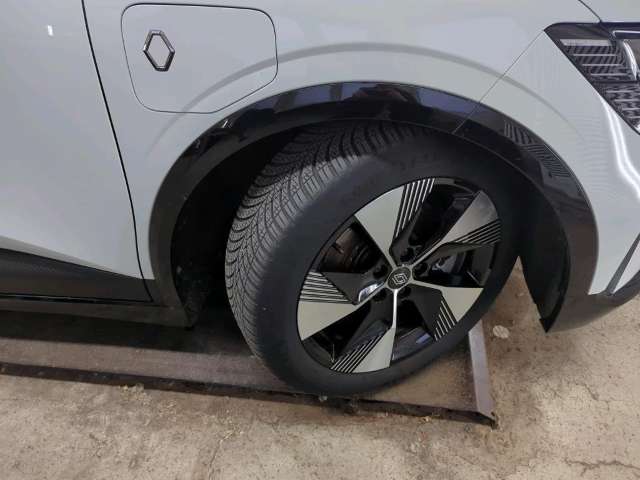 Fahrzeugbild eines Renault Megane E-TECH