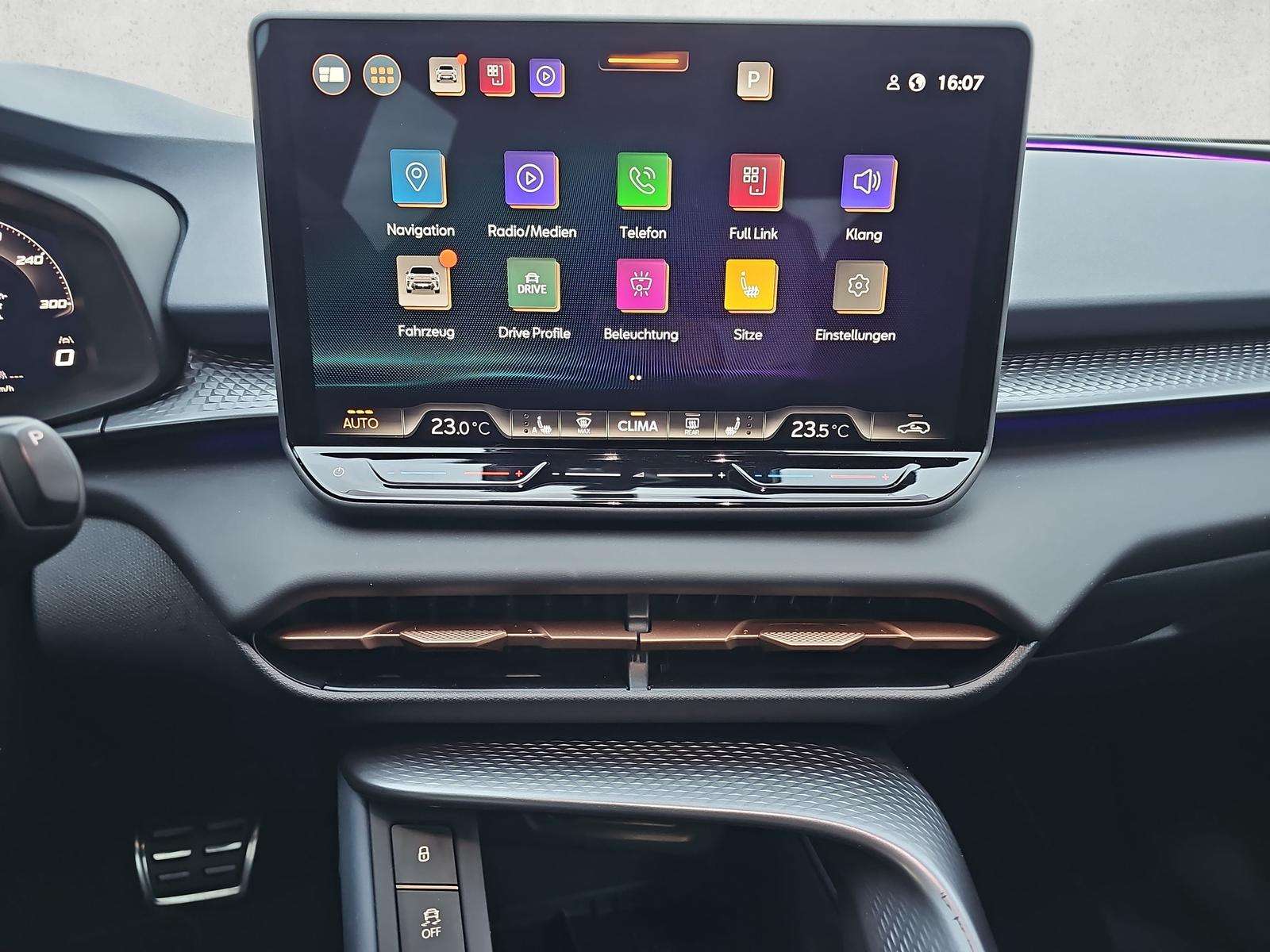 Fahrzeugbild eines CUPRA Terramar