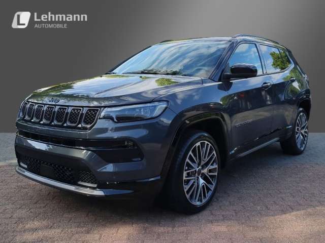 Fahrzeugbild eines Jeep Compass