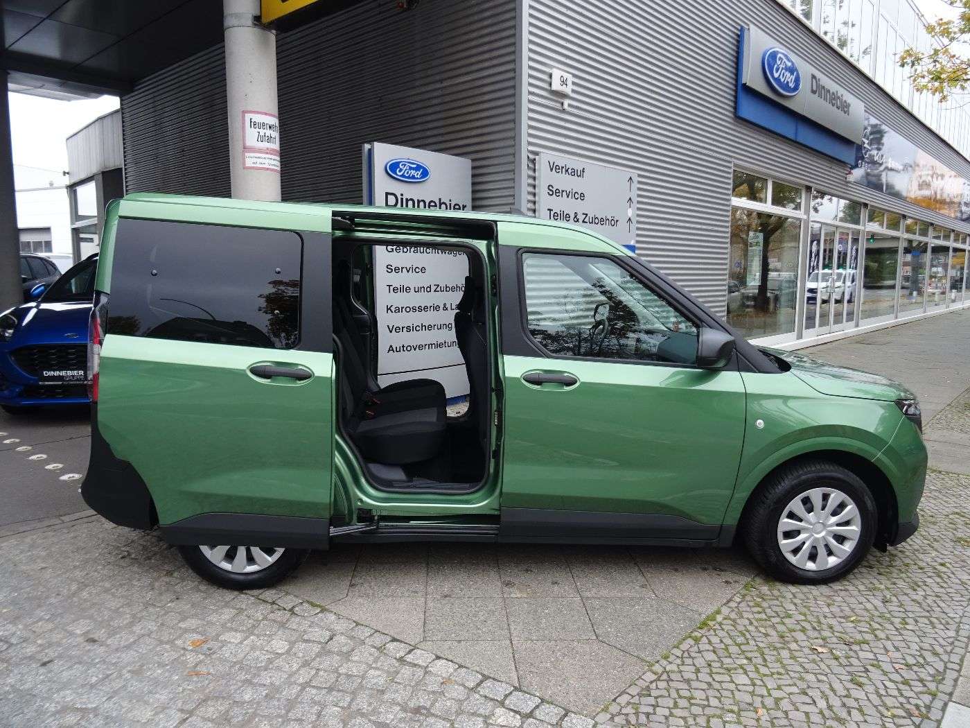 Fahrzeugbild eines Ford Tourneo Courier