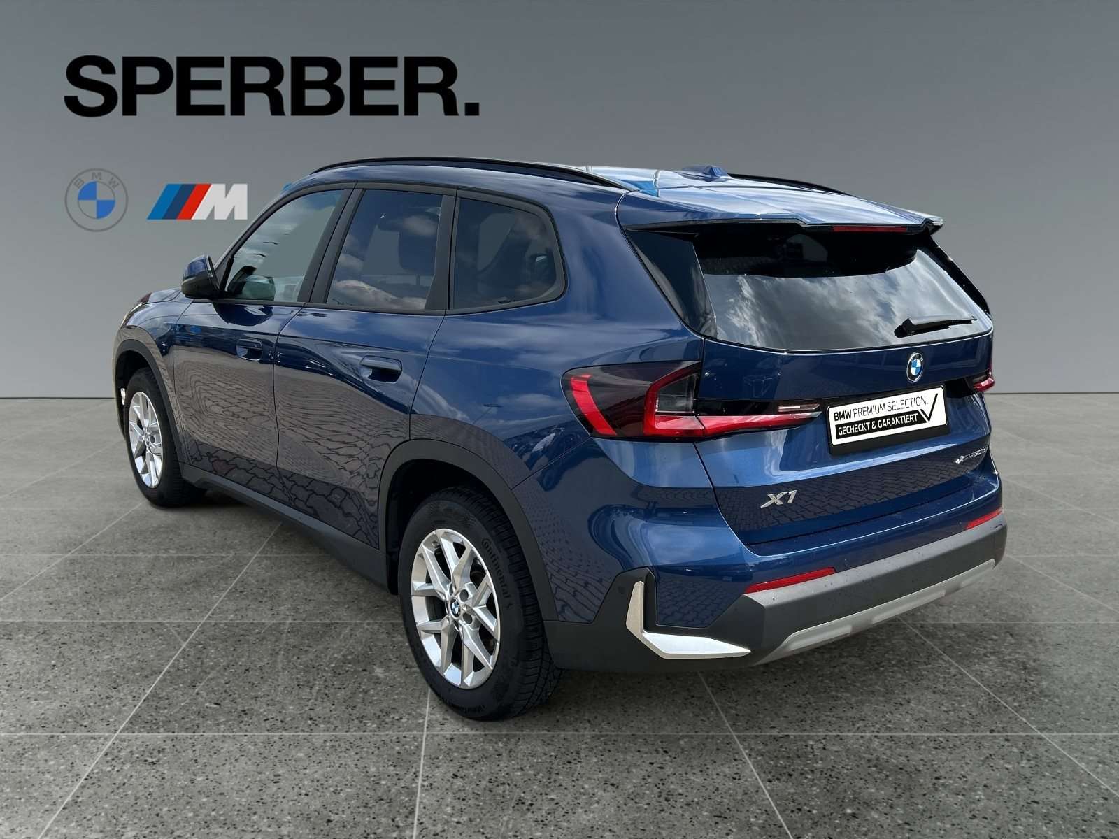 Fahrzeugbild eines BMW X1