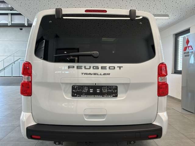 Fahrzeugbild eines Peugeot Traveller