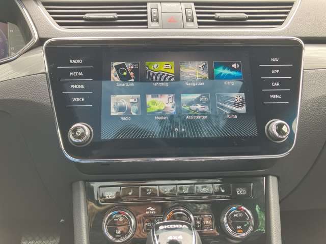 Fahrzeugbild eines Skoda Superb