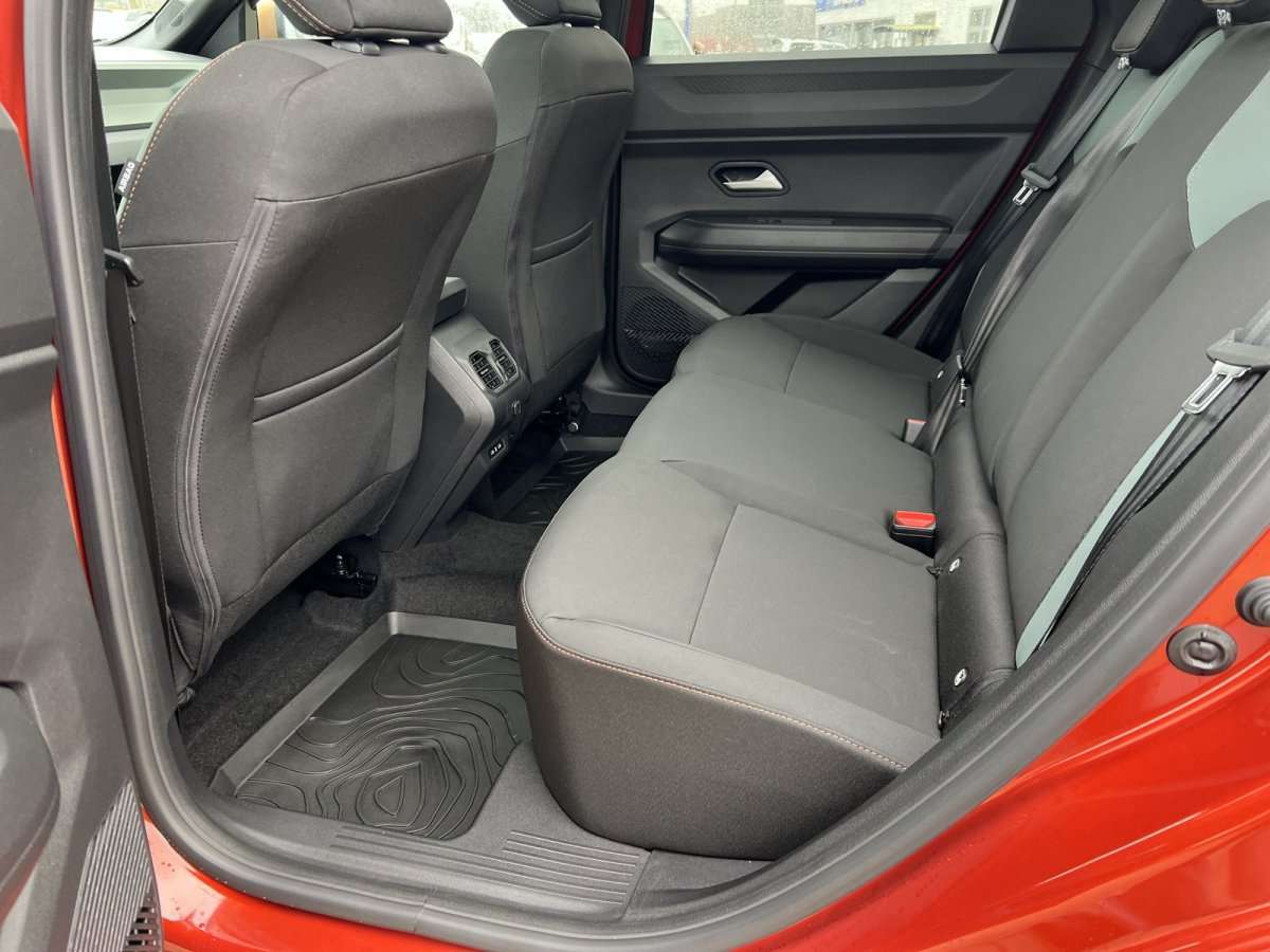 Fahrzeugbild eines Dacia Bigster