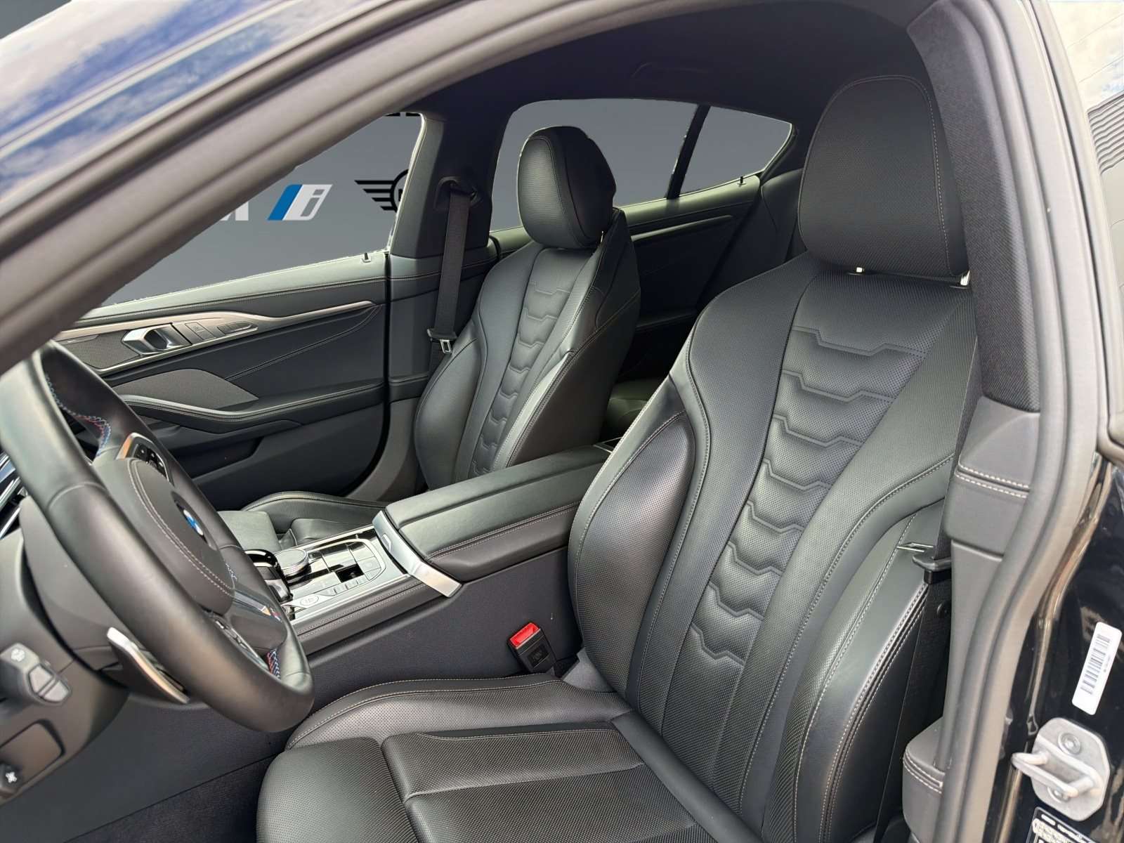 Fahrzeugbild eines BMW 8er-Reihe