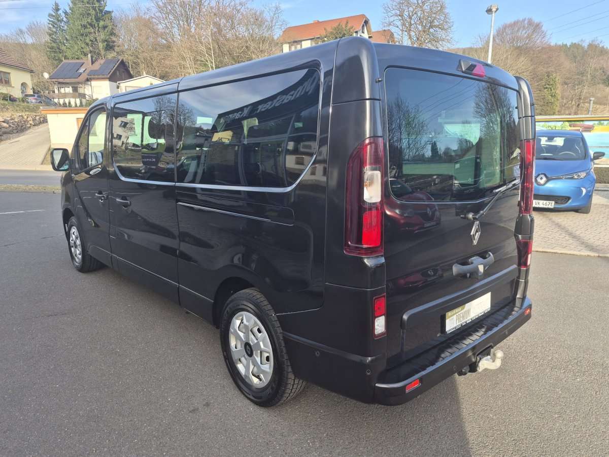 Fahrzeugbild eines Renault Trafic