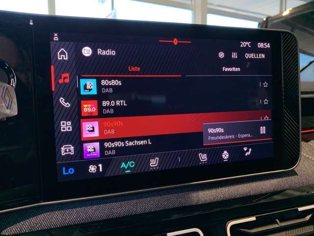 Fahrzeugbild eines Renault 5 E-TECH