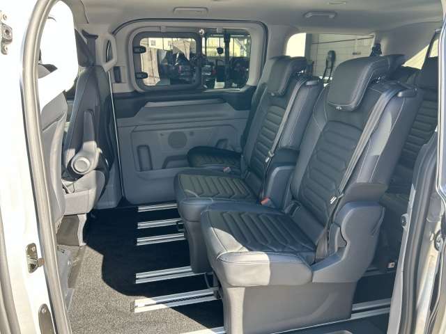 Fahrzeugbild eines Ford Tourneo Custom