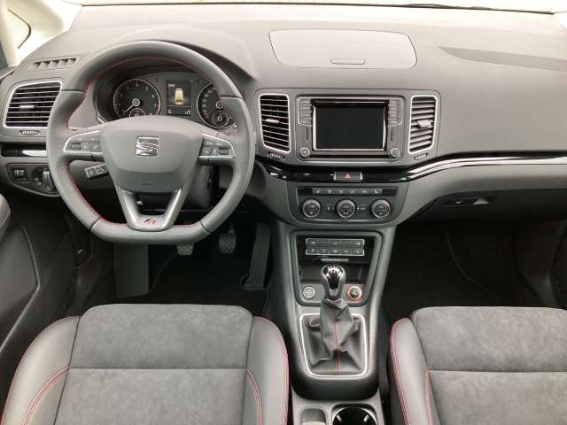 Fahrzeugbild eines SEAT Alhambra