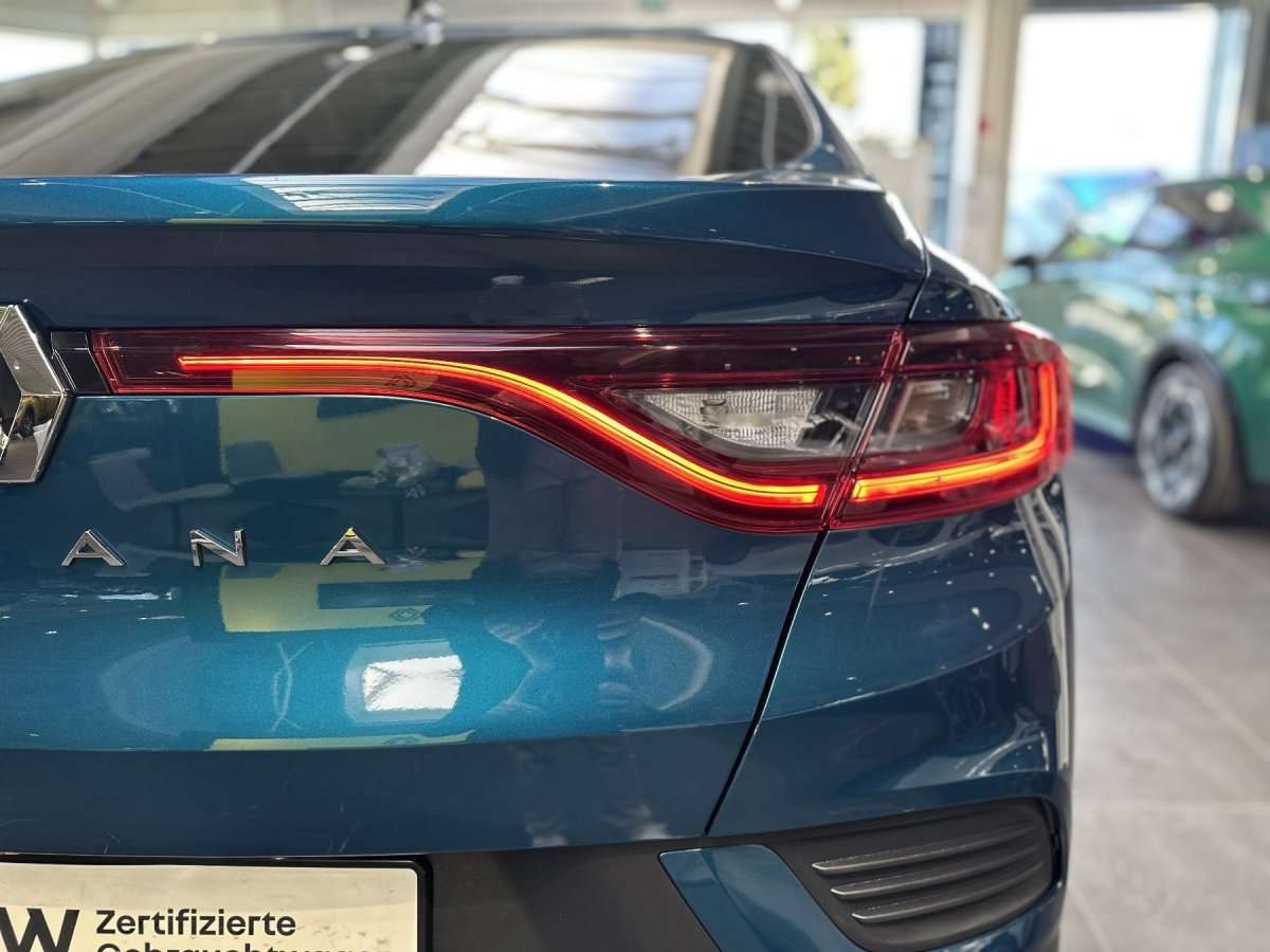Fahrzeugbild eines Renault Arkana