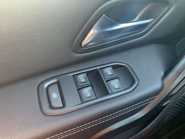 Fahrzeugbild eines Dacia Duster