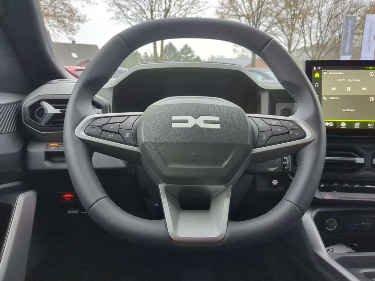 Fahrzeugbild eines Dacia Bigster