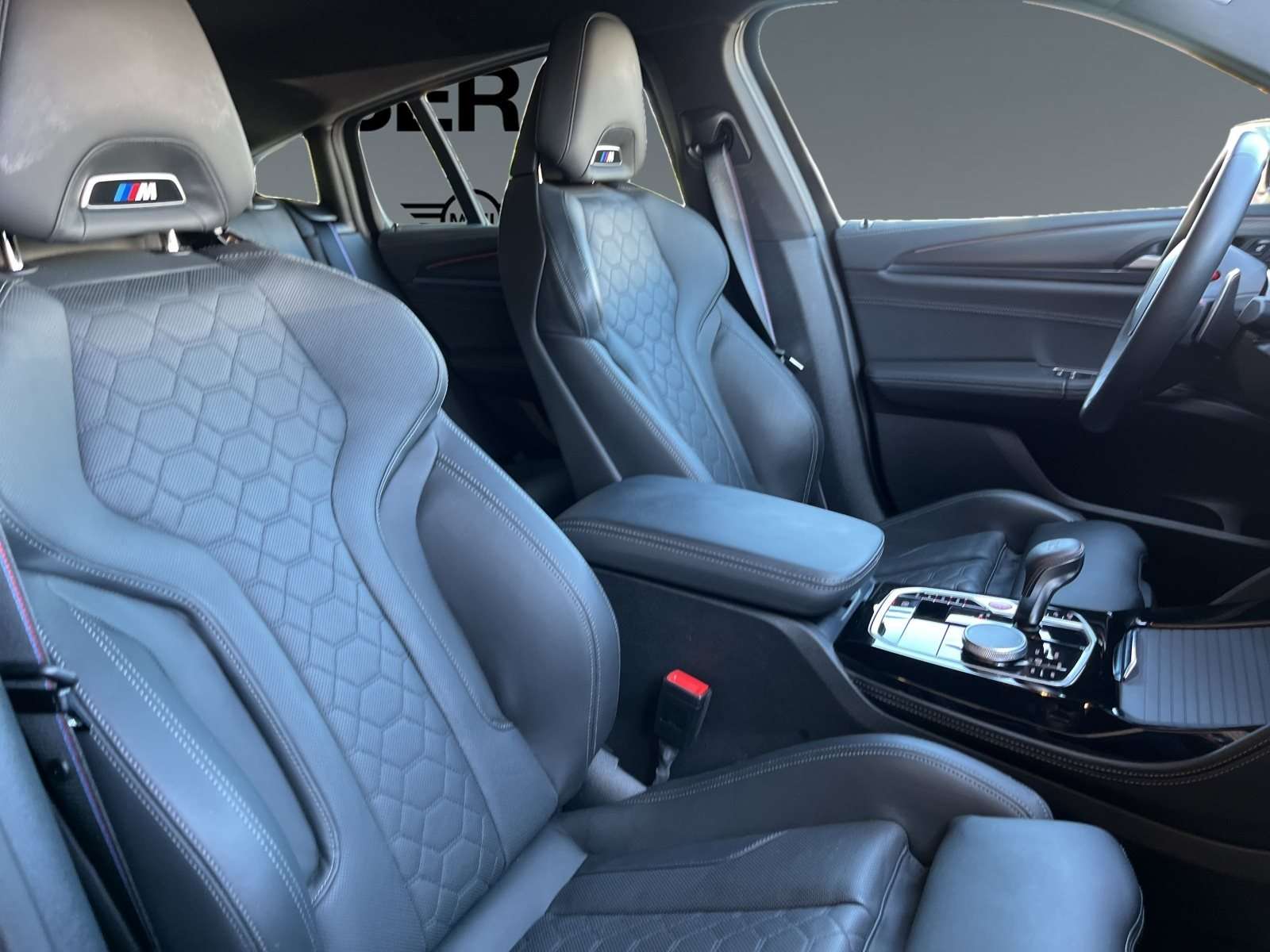 Fahrzeugbild eines BMW X4