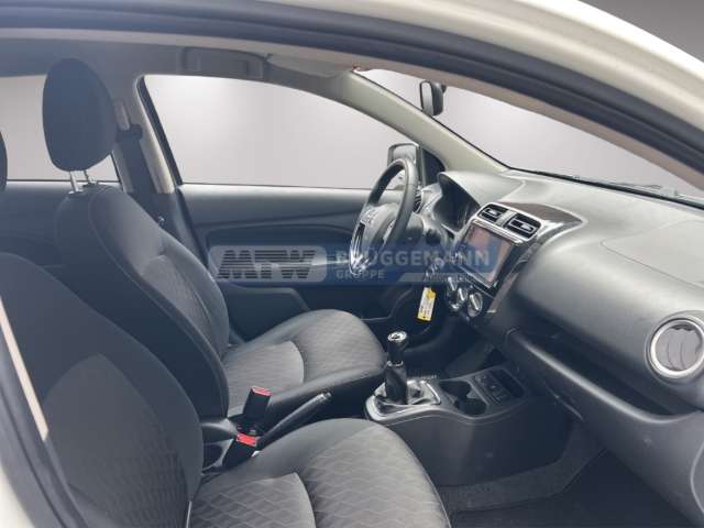 Fahrzeugbild eines Mitsubishi Space Star