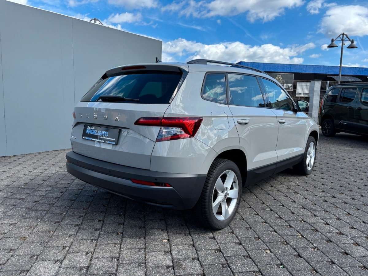 Fahrzeugbild eines Skoda Karoq