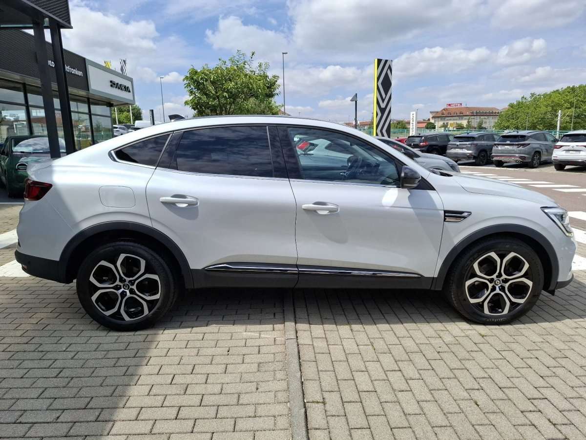 Fahrzeugbild eines Renault Arkana