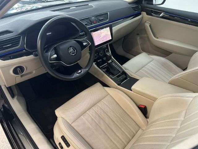 Fahrzeugbild eines Skoda Superb