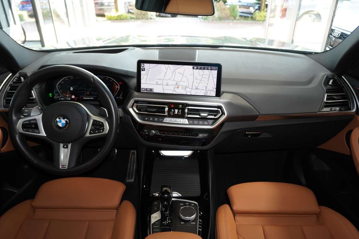 Fahrzeugbild eines BMW X3