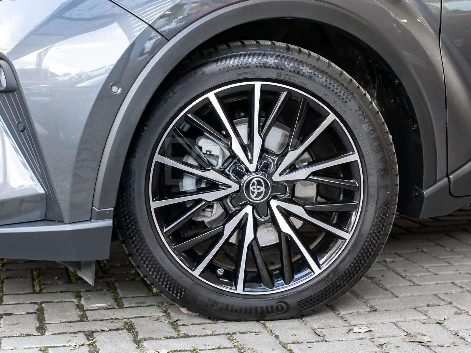 Fahrzeugbild eines Toyota C-HR