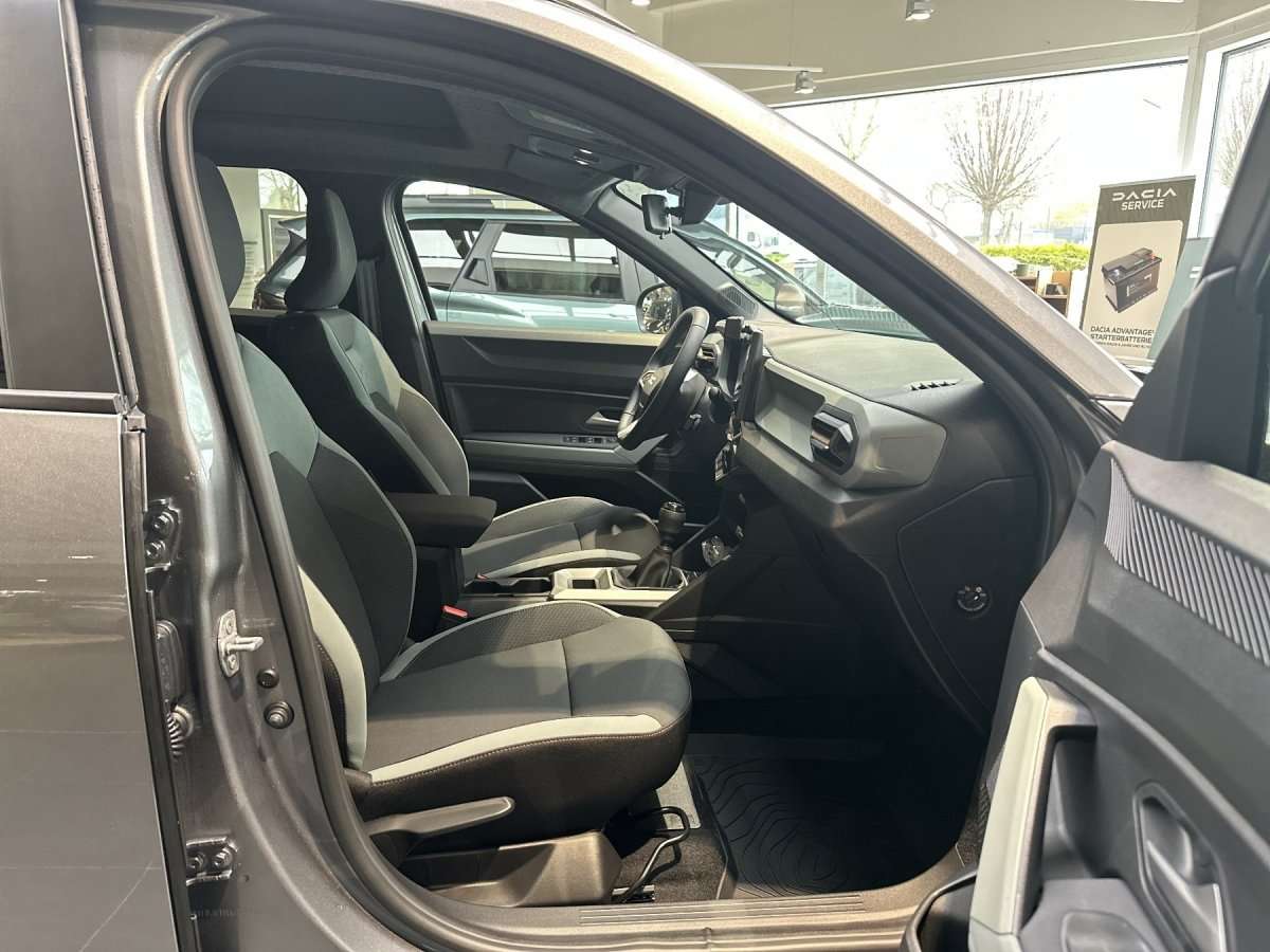 Fahrzeugbild eines Dacia Bigster