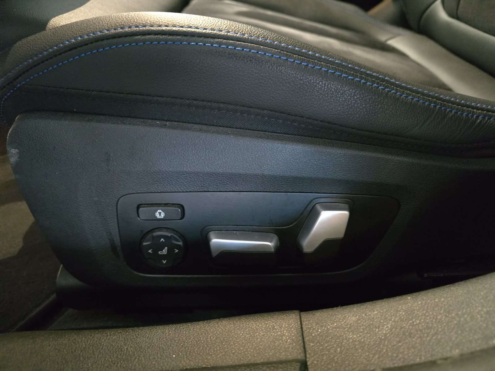 Fahrzeugbild eines BMW 4er-Reihe