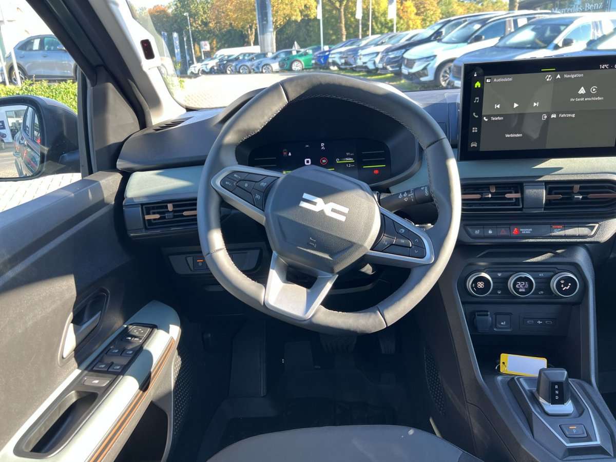 Fahrzeugbild eines Dacia Sandero