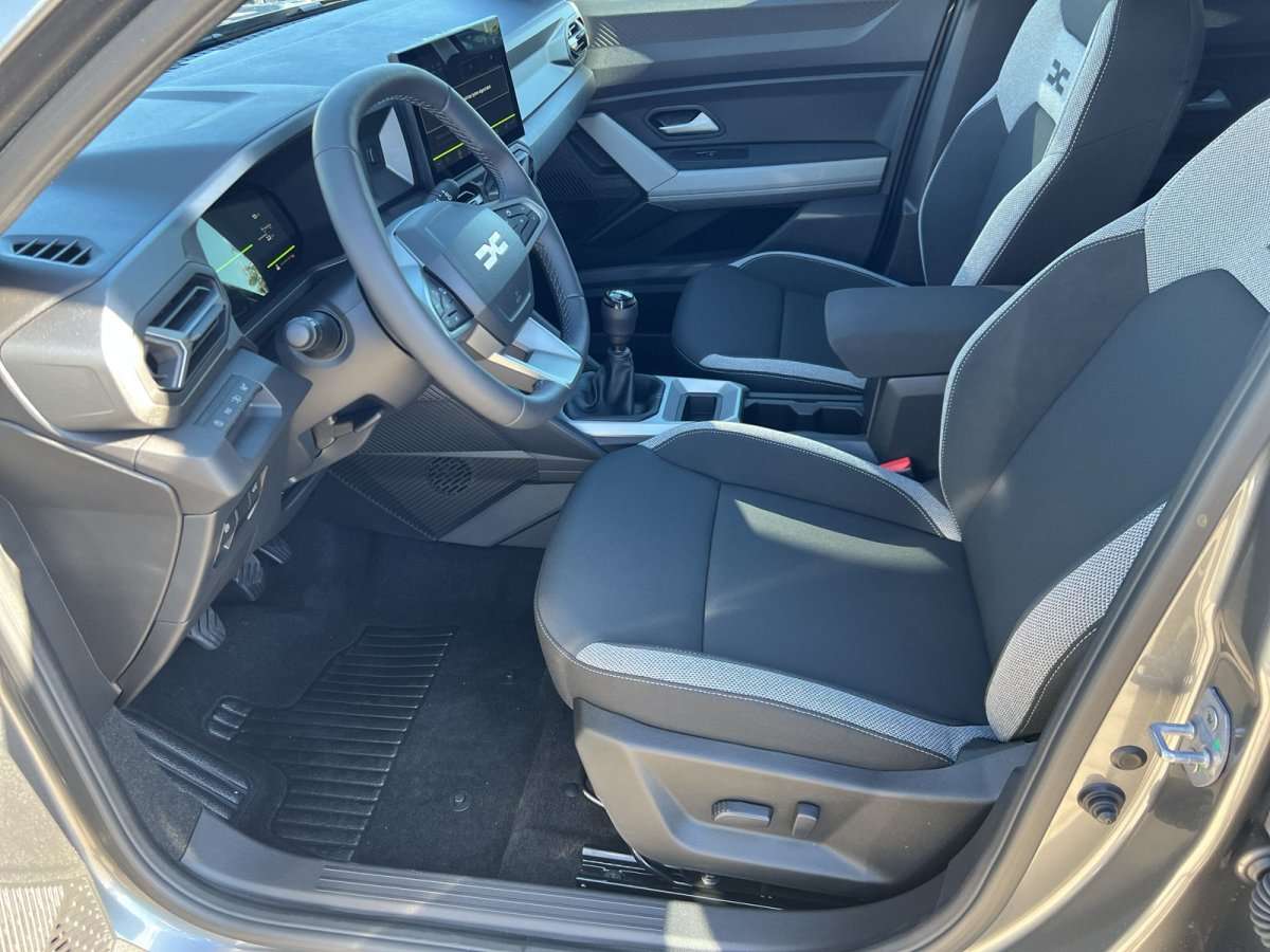 Fahrzeugbild eines Dacia Bigster