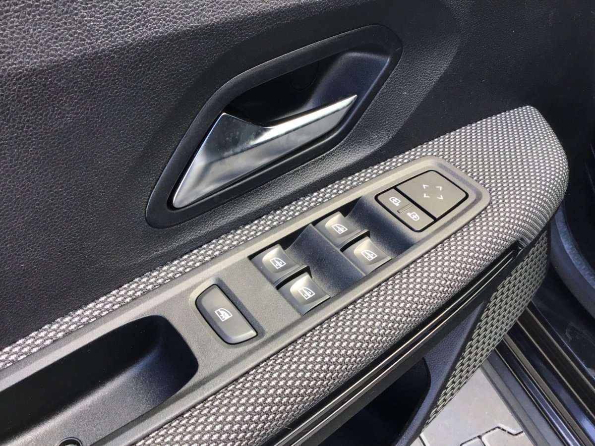 Fahrzeugbild eines Dacia Jogger