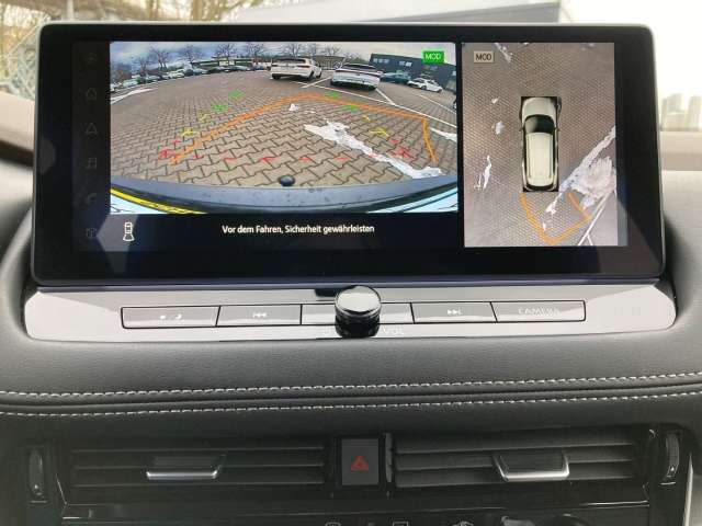 Fahrzeugbild eines Nissan X-TRAIL