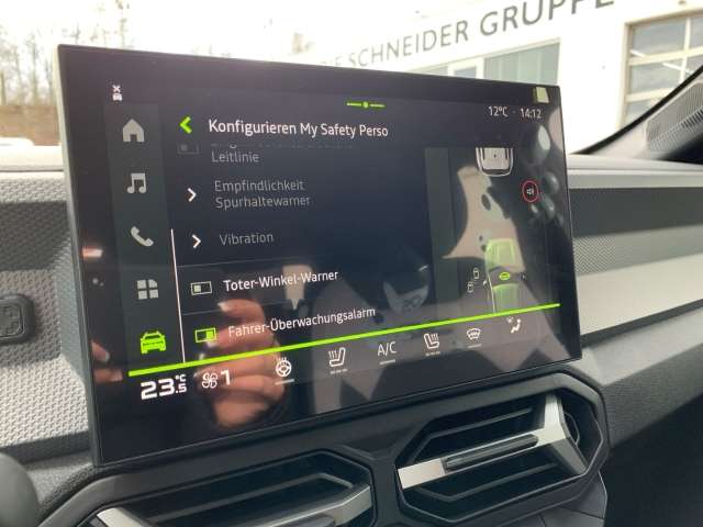 Fahrzeugbild eines Dacia Duster