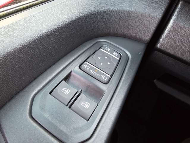 Fahrzeugbild eines Nissan Primastar