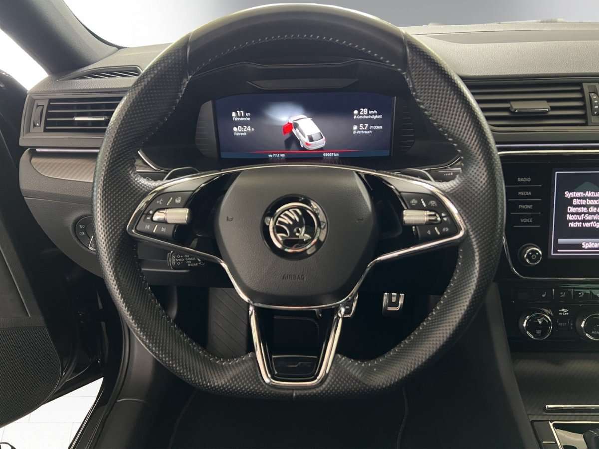 Fahrzeugbild eines Skoda Superb