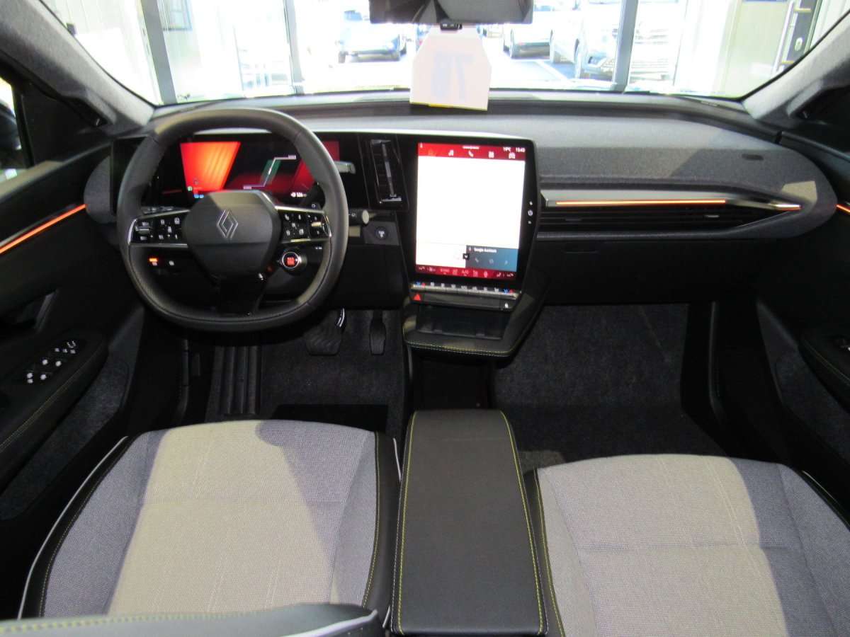 Fahrzeugbild eines Renault Scenic E-TECH