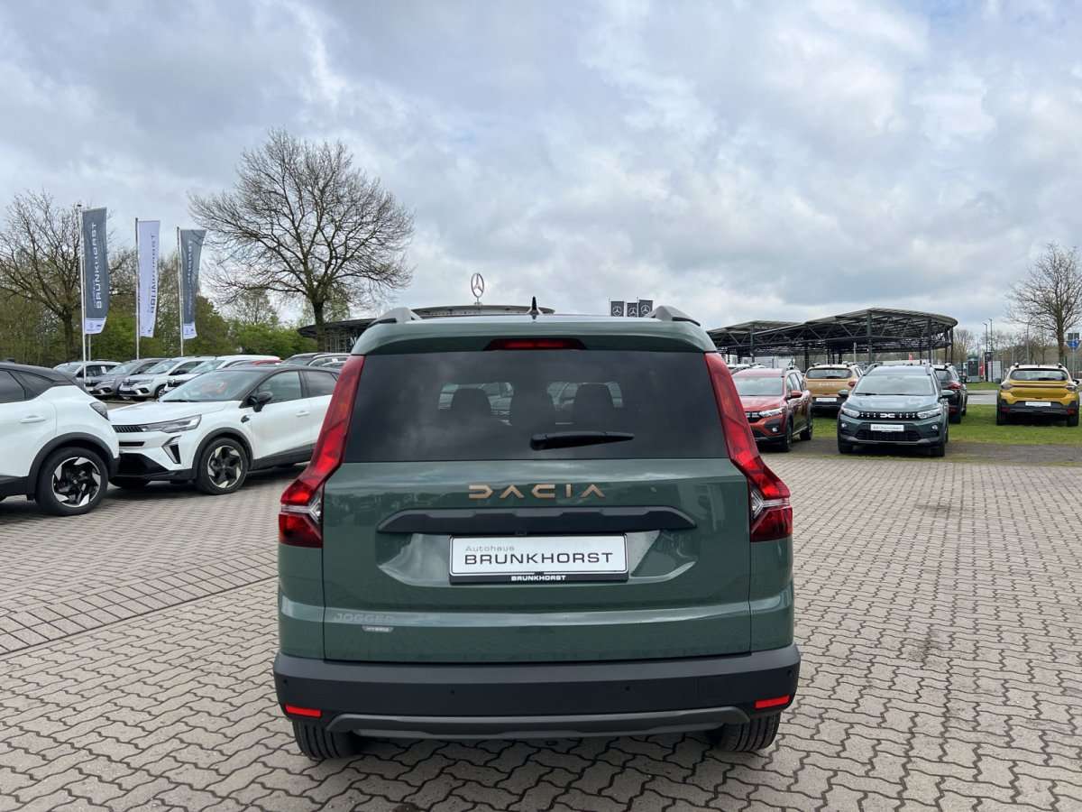 Fahrzeugbild eines Dacia Jogger