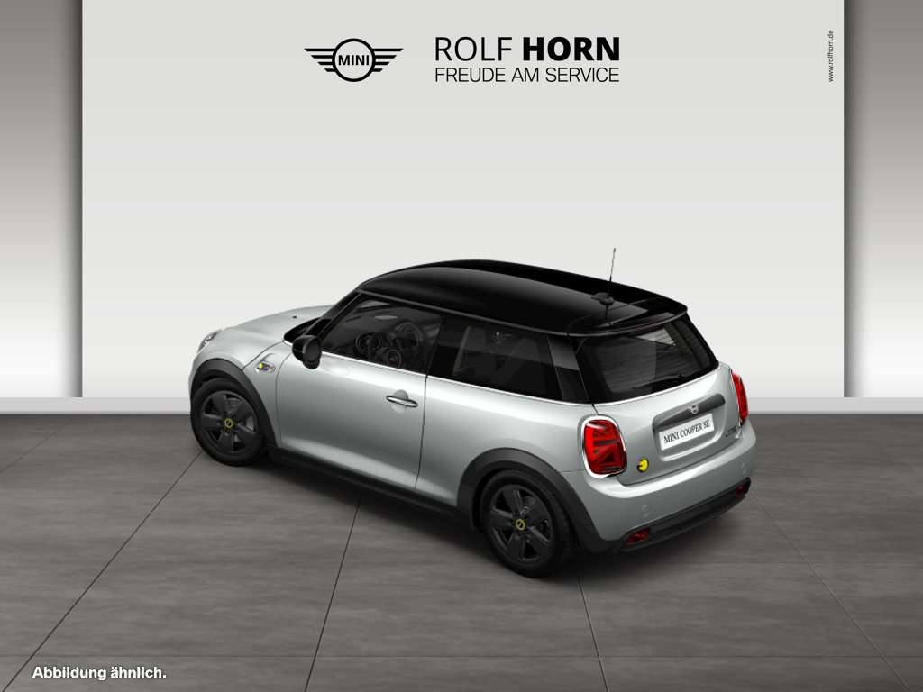 Fahrzeugbild eines MINI COOPER SE